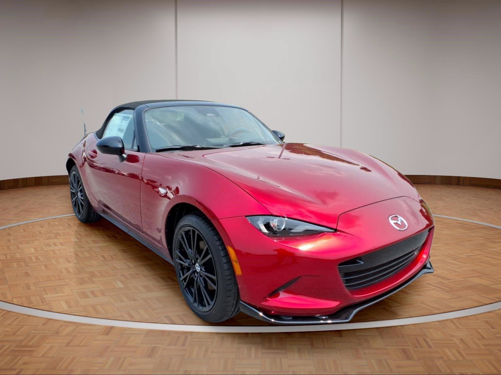 New 2026 MAZDA MX-5 Miata Club w/ Interior Package RWD image 1