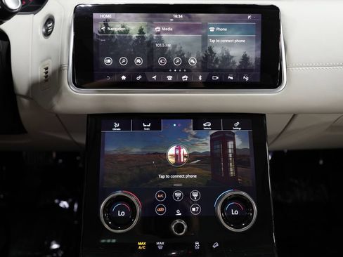 Used 2019 Land Rover Range Rover Velar R-Dynamic SE AWD/4WD image 14