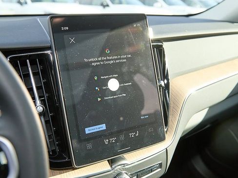 New 2026 Volvo XC60 B5 Plus w/ Protection Package Premier image 13