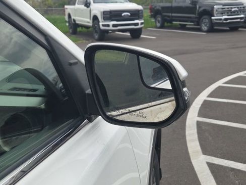 Used 2016 Toyota RAV4 XLE image 6