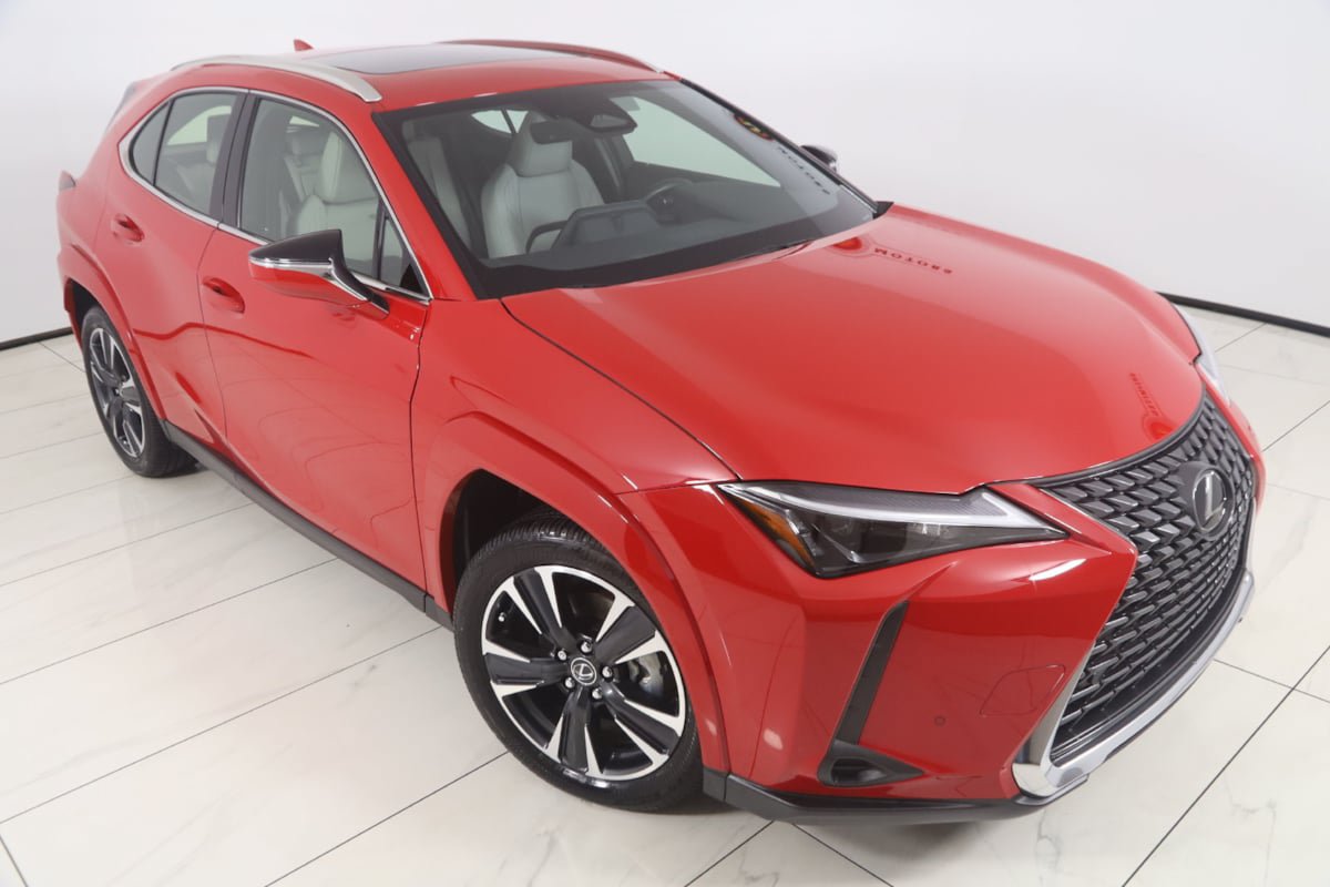 Used 2025 Lexus UX 300h FWD w/ Accessory Package (Z1) image 16