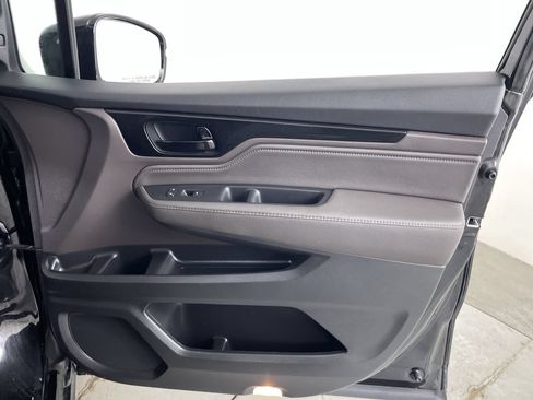 Used 2020 Honda Odyssey Elite image 24