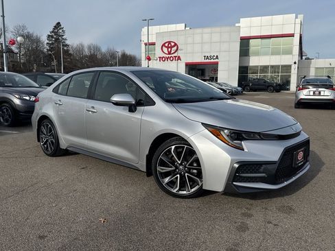 Used 2020 Toyota Corolla SE image 1