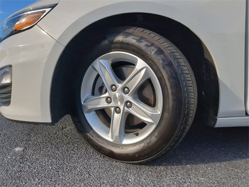 Used 2024 Chevrolet Malibu LT image 35