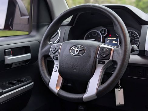 Used 2015 Toyota Tundra SR5 w/ TRD Off Road Package image 15