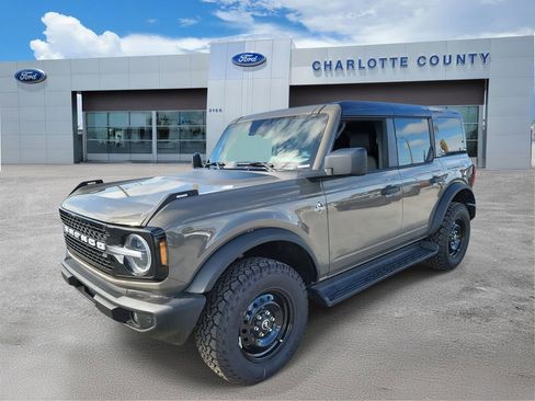 New 2026 Ford Bronco Outer Banks AWD/4WD image 2