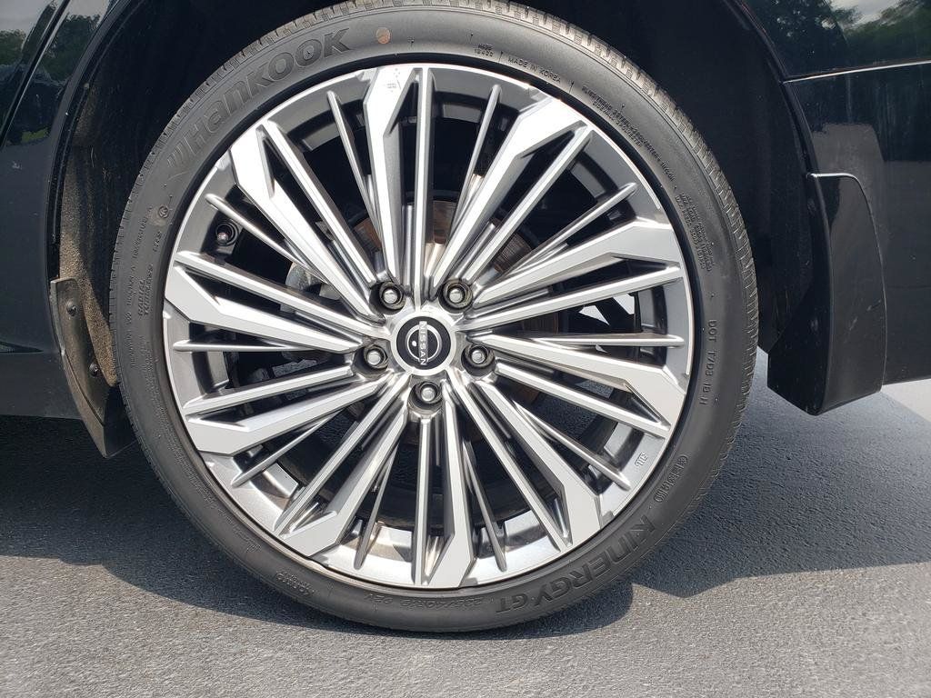 Used 2024 Nissan Altima 2.5 SL AWD/4WD image 19