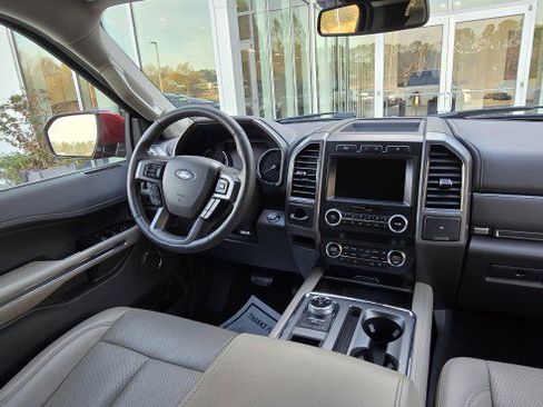 Used 2019 Ford Expedition XLT w/ Equipment Group 202A image 21