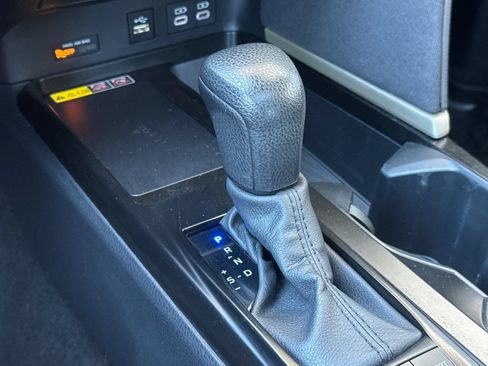 Used 2025 Toyota Camry LE w/ Convenience Package FWD image 20