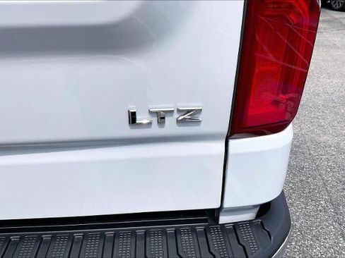 Used 2026 Chevrolet Silverado 1500 LTZ w/ LTZ Premium Package AWD/4WD image 25