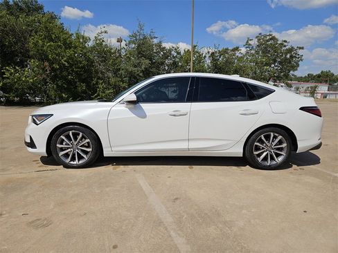 New 2025 Acura Integra image 4