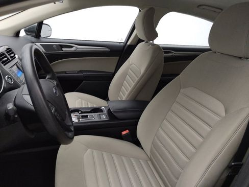 Used 2018 Ford Fusion S image 17