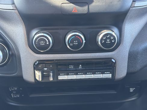 Used 2019 RAM 3500 Tradesman image 9