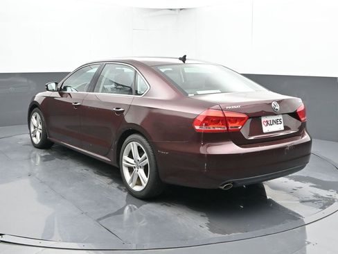 Used 2014 Volkswagen Passat TDI SE FWD image 10