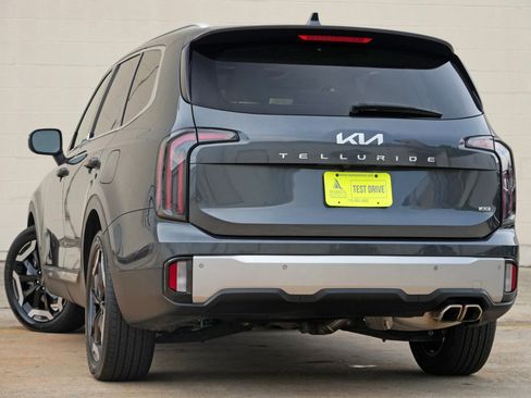 Used 2023 Kia Telluride EX AWD/4WD image 5