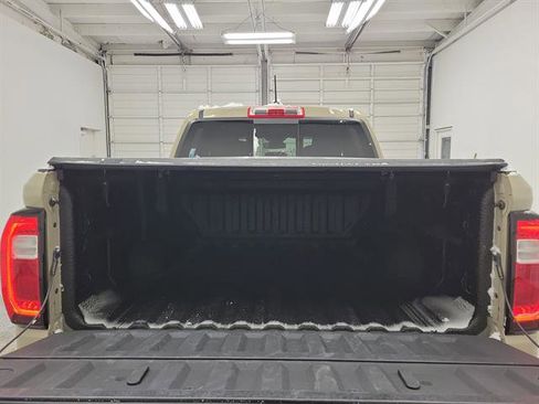 Used 2024 GMC Canyon AT4 w/ AT4 Premium Package image 7
