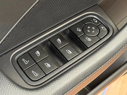 Used 2023 Porsche Panamera Platinum Edition w/ Smoking Package RWD image 16