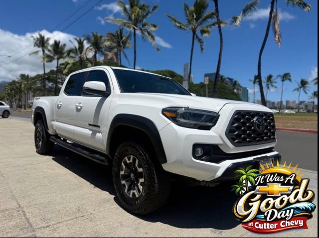Used 2023 Toyota Tacoma TRD Off-Road w/ Black Out Package (TMS) AWD/4WD image 1