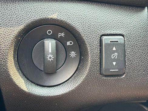 Used 2016 Ford Fiesta SE image 16