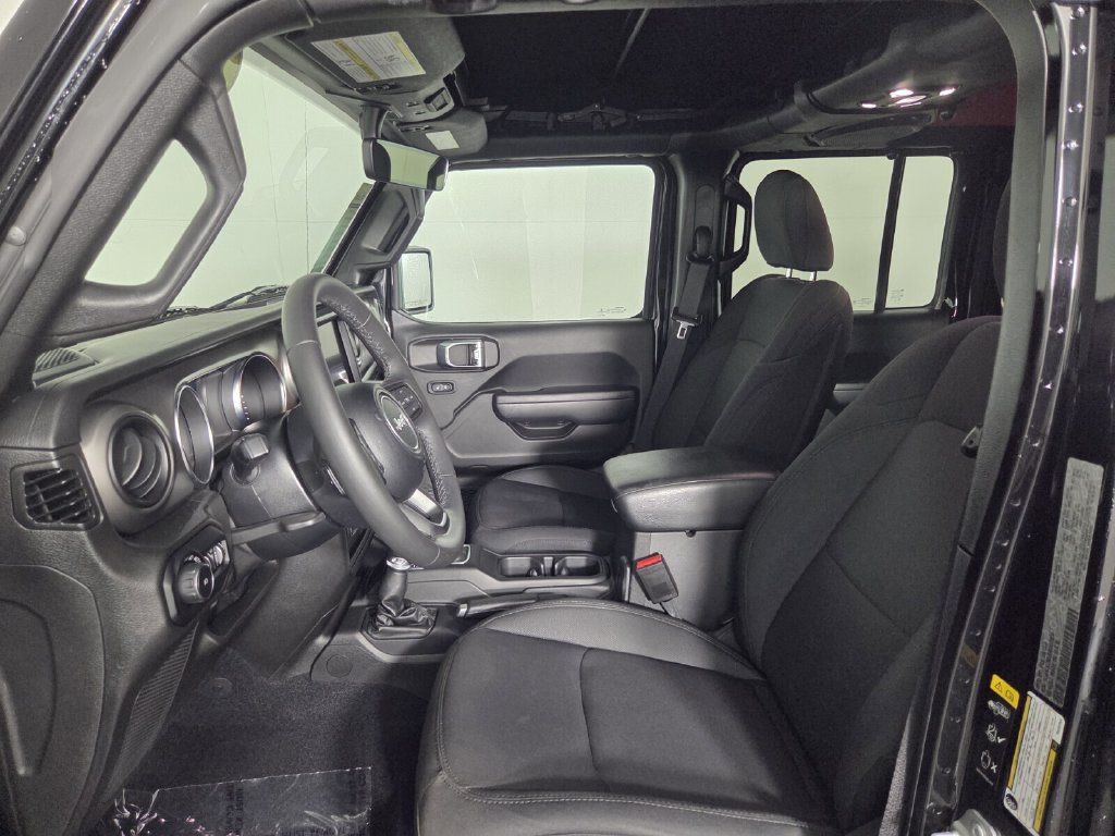 Used 2022 Jeep Wrangler Unlimited Sport AWD/4WD image 30