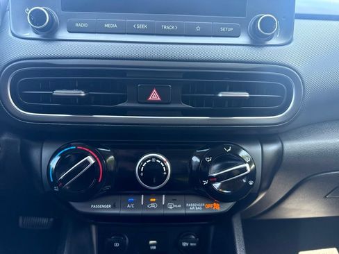 Used 2022 Hyundai Kona SEL AWD/4WD image 22