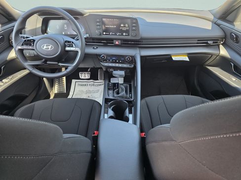 New 2026 Hyundai Elantra SEL Sport Premium FWD image 22