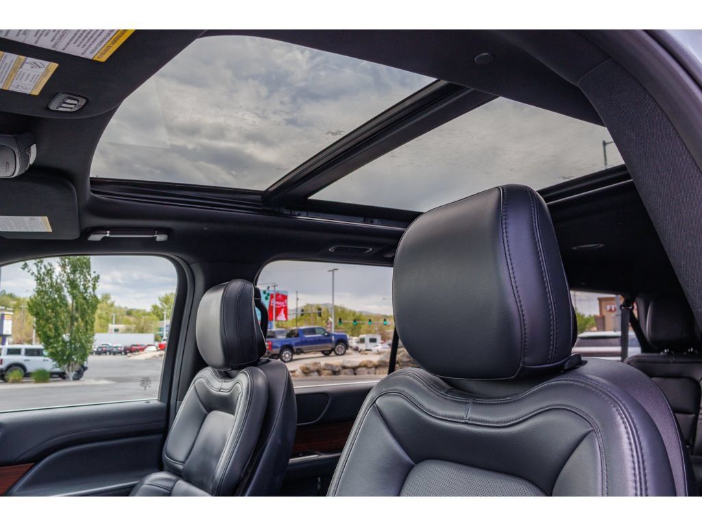 Used 2024 Lincoln Navigator L 4WD image 19