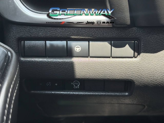 Used 2023 Nissan Rogue SV FWD image 24