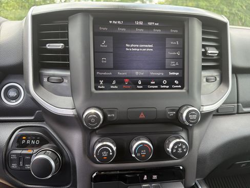 Used 2020 RAM 1500 Big Horn AWD/4WD image 22
