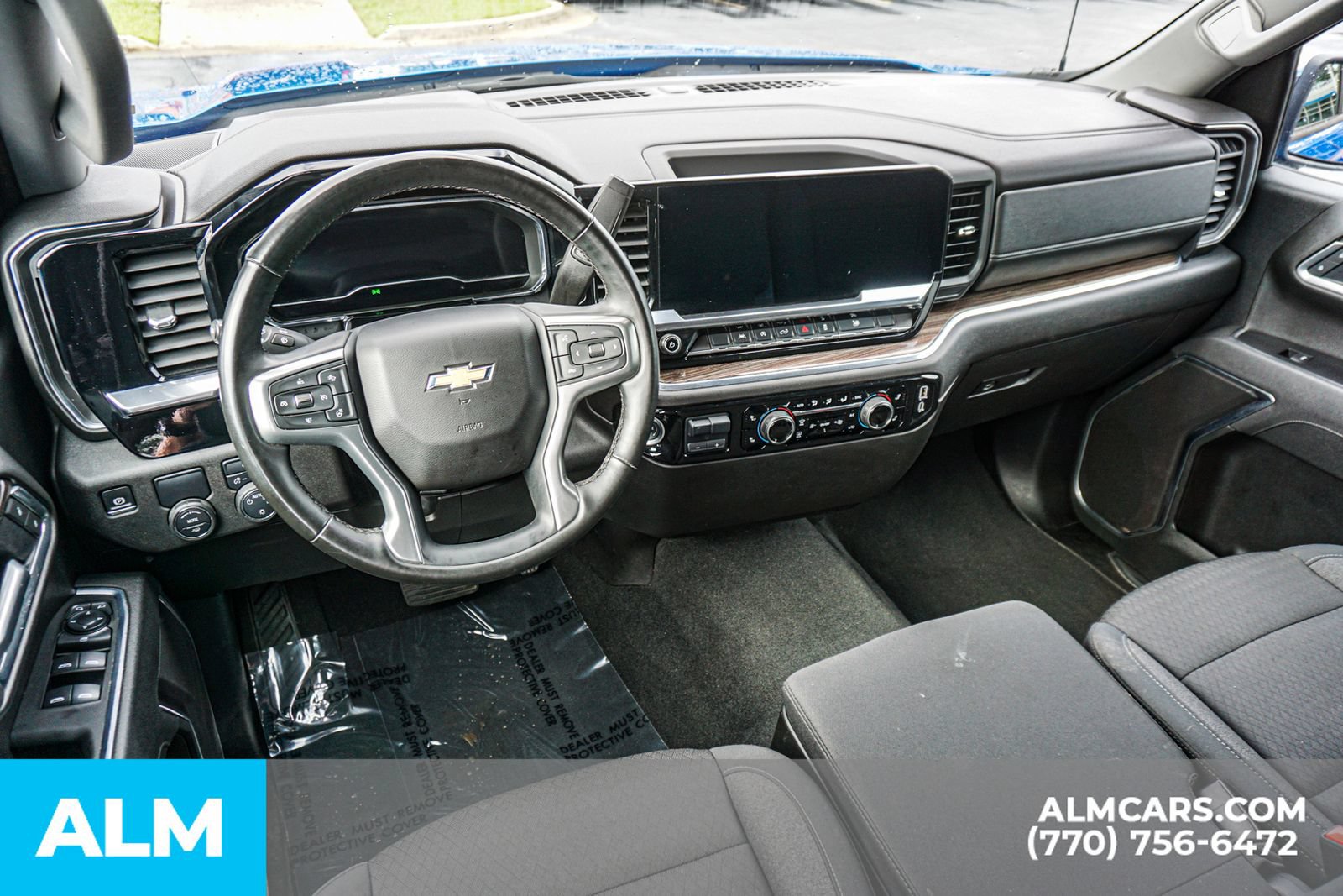 Used 2025 Chevrolet Silverado 1500 LT RWD image 28