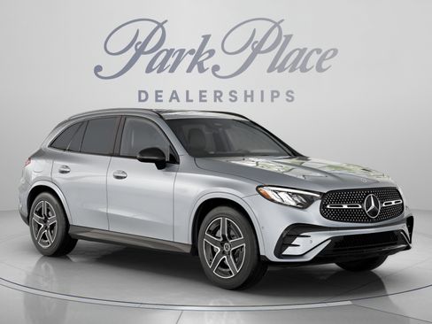 Certified 2025 Mercedes-Benz GLC 300 4MATIC w/ AMG Line image 30