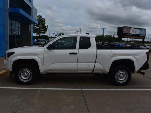 Used 2024 Toyota Tacoma SR RWD image 7