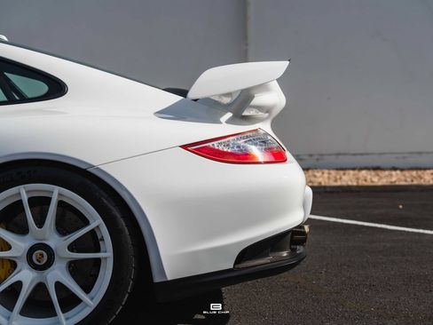 Used 2011 Porsche 911 GT2 RS RWD image 11