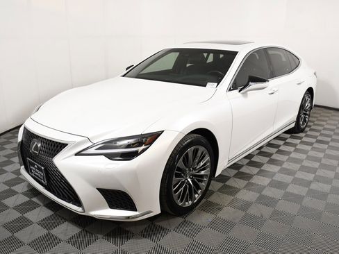 Used 2022 Lexus LS 500 AWD image 1