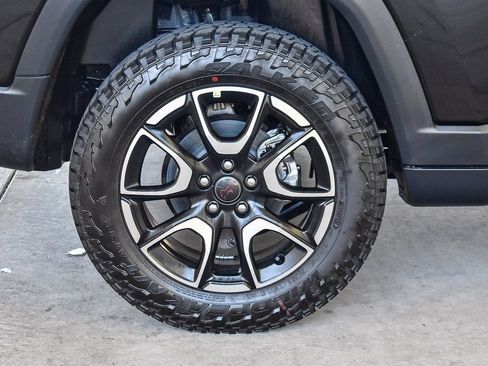 New 2026 Jeep Compass Trailhawk image 11