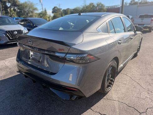 Used 2026 Nissan Sentra SR w/ Floor Mat Package FWD image 6