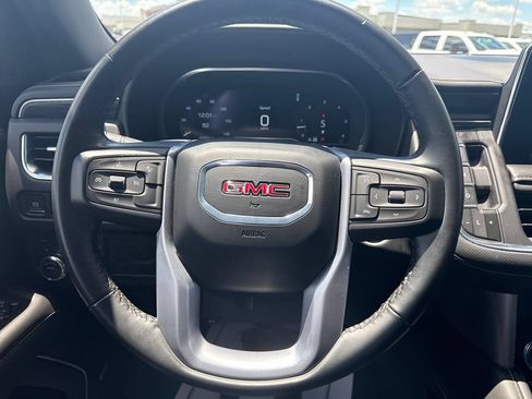 Used 2024 GMC Yukon SLT AWD/4WD image 26