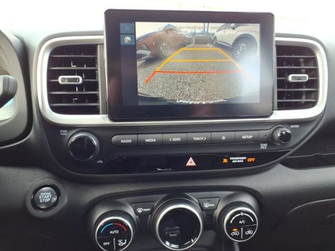 New 2026 Hyundai Venue SEL FWD image 9