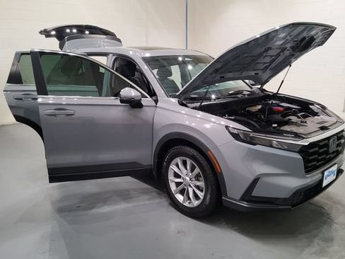 Used 2024 Honda CR-V EX-L image 9