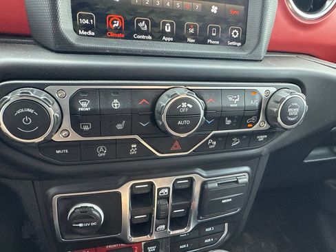 Used 2020 Jeep Wrangler Unlimited Rubicon AWD/4WD image 26