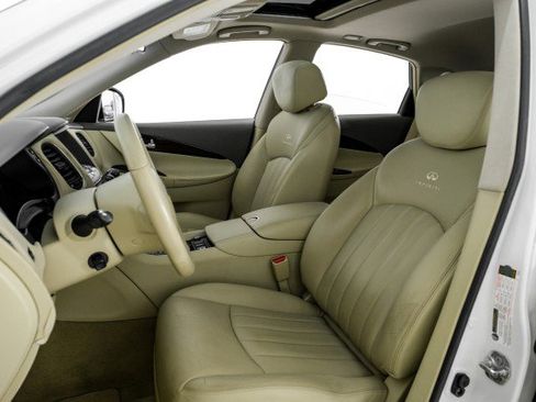 Used 2010 INFINITI EX35 Journey RWD image 33