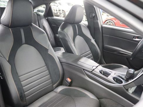 Used 2021 Toyota Avalon XSE image 15
