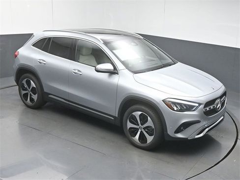 New 2026 Mercedes-Benz GLA 250 image 42