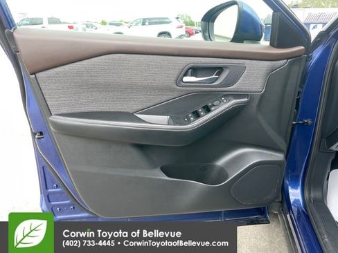 Used 2023 Nissan Rogue SV AWD/4WD image 18