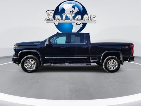 Used 2024 Chevrolet Silverado 2500 High Country w/ High Country Premium Package image 5