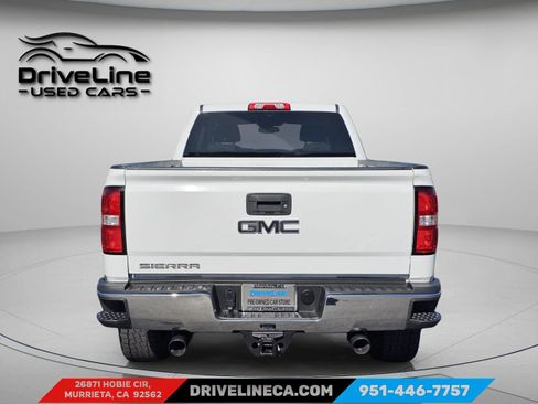 Used 2018 GMC Sierra 3500 4x4 Crew Cab image 3