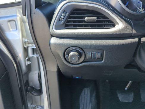 New 2026 Chrysler Pacifica Select w/ S Appearance Package image 20