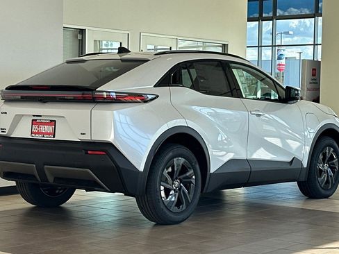 New 2026 Toyota C-HR AWD/4WD image 5