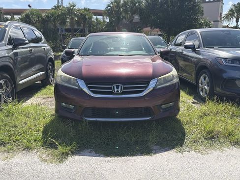 Used 2015 Honda Accord Sport image 2