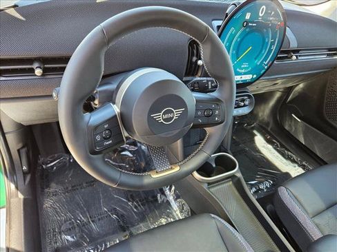 Used 2025 MINI Cooper S FWD image 9